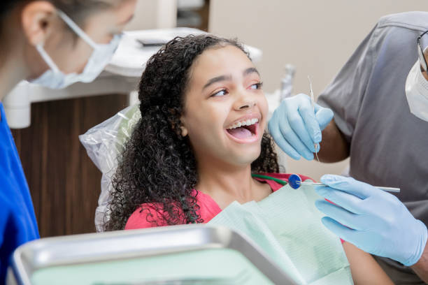 Best Emergency Denture Repair in Cumberland Head, NY